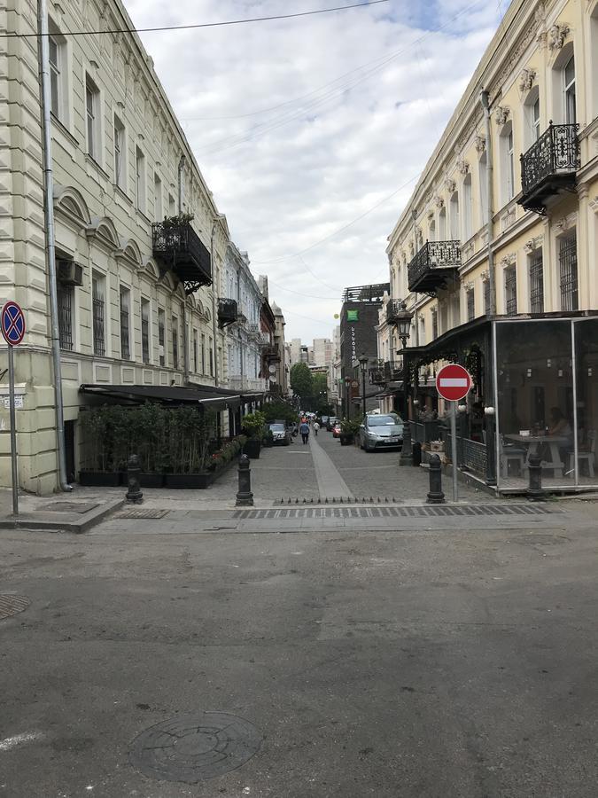 Liberty Square Sent2 Apartment Тбилиси Екстериор снимка
