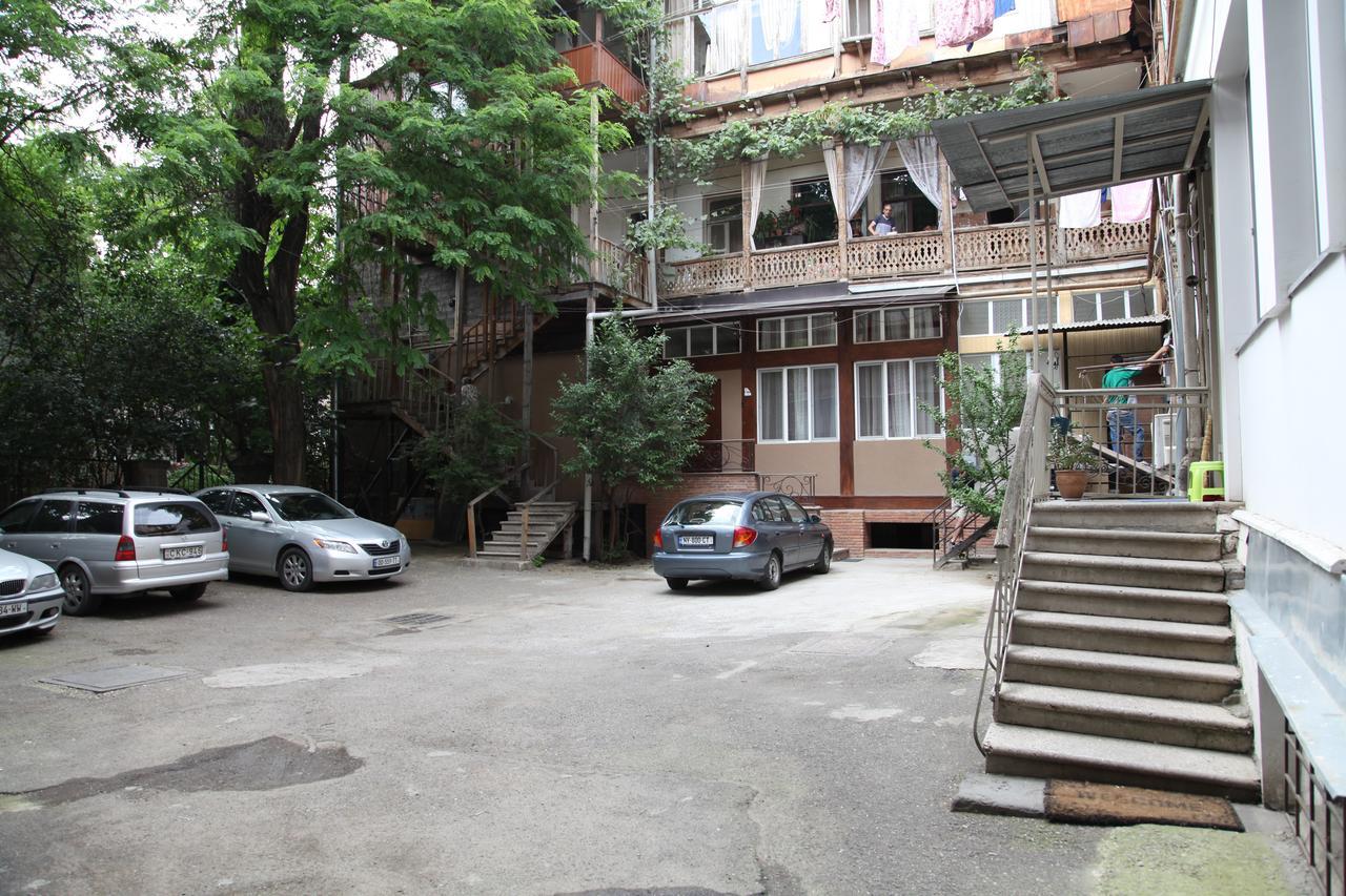 Liberty Square Sent2 Apartment Тбилиси Екстериор снимка